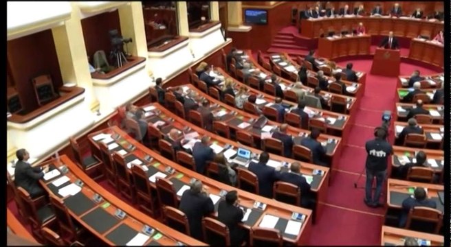 Droga, mazhoranca rrëzon kërkesën e PD për komision hetimor