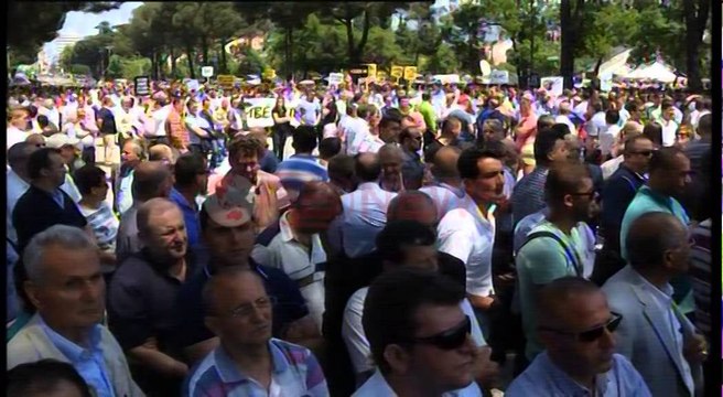 Opozita para kryeministrisë, Basha: Shndërroi vendin në bazë narkotrafiku Rama ik