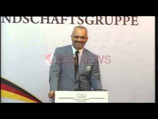 Videolajm/ Ramës s'i ecën me përkthyeset... Herr Metën e bën Herr Balla