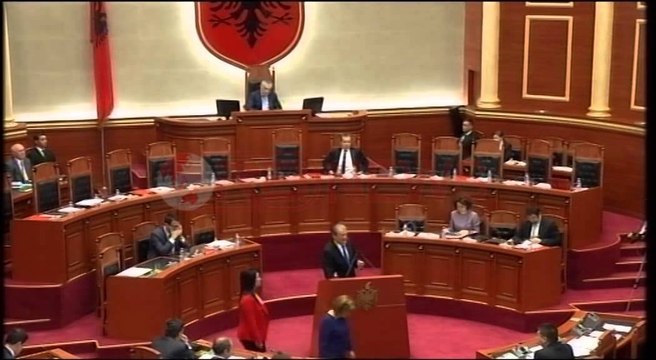 Akuzat ndaj punonjësit, Ambasada e SHBA: Të skandalizuar, Berisha të reflektojë