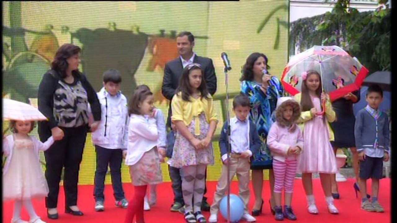 1 Qershori, Dita Ndërkombëtare e Fëmijëve.  Pan...