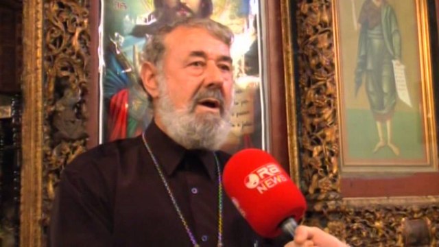 Ngjallja e Krishtit . Debate për meshën në gjuhën greke dhe deklaratat e Irenejit