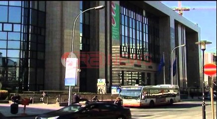 Financial Times: BE gati të pranojë Shqipërinë, Skeptikët zbutën qëndrimin