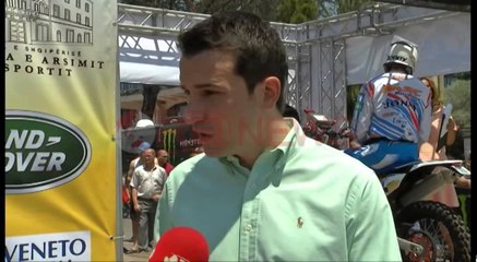 Fillon gara me makina e "Rally Albania" në terrene të vështira