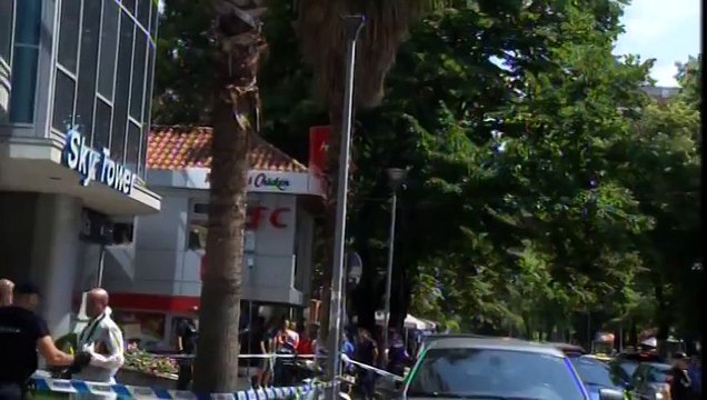 Hidhet nga Sky Tower . Humb jetën 23-vjeçarja Iris Belba