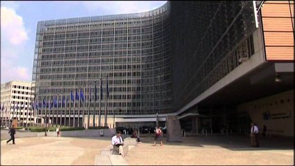 Rama në emisionin francez Le Grand Soir 3.  Shqiptarët ende nuk janë lodhur nga Bashkimi Europian