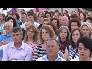 Lajme - Gjenerata e parë e maturës nga kolegji "Mehmet Akif"