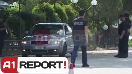 A1 Report - 500 policë rrethojnë Lazaratin banorët i qëllojnë me antitank