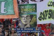 Manifestantes vão às ruas em defesa da presidente Dilma Rousseff