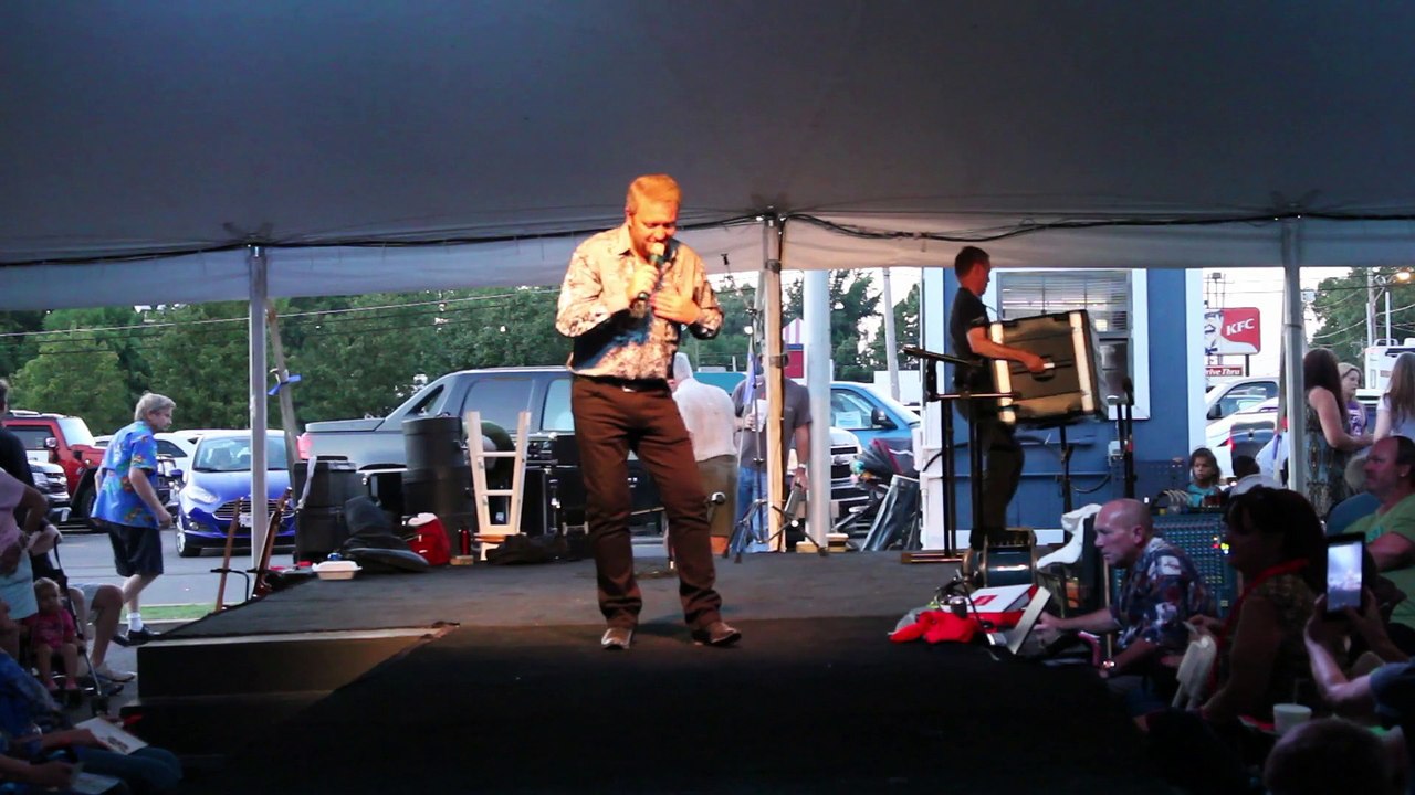 Colin Paul sings 'Just A Little Bit Of Green' Elvis Week 2015