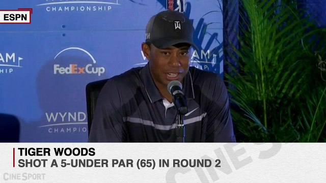 Tiger Woods Grabs Share of Wyndham Lead