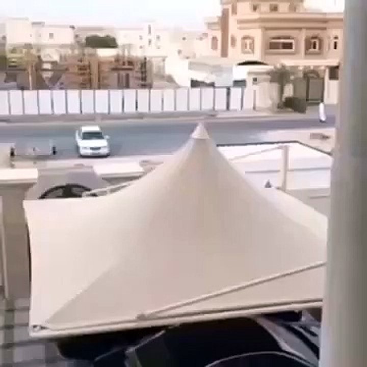 طاااااااااح بالشارع ههههههههه