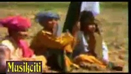 Watan Ki Mitti Gawah Rehna - Nayyara Noor