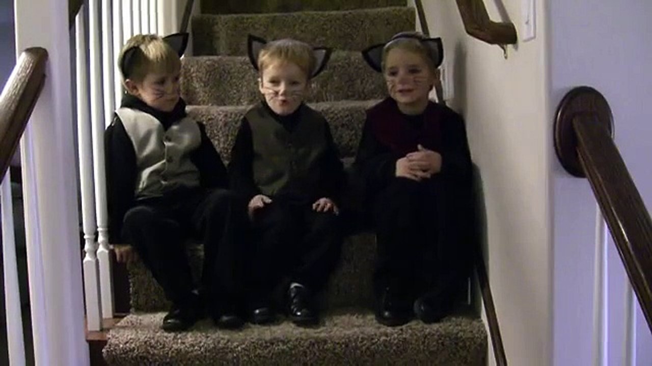 Three Little Kittens - Story and Nursery Rhyme - AMAZING! SO CUTE!!