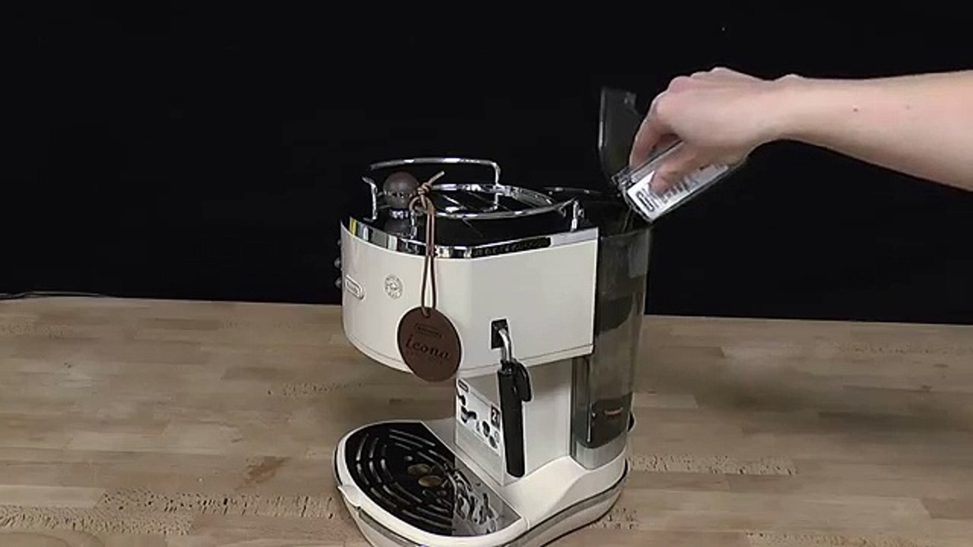 How to Descale Your De'longhi Icona Pump Espresso Coffee Machine - video  Dailymotion