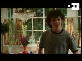 Diane Lane y Donald Sutherland, juntos en "Gente poco corrie