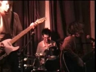 Fake plastic trees part1(27-02-07)