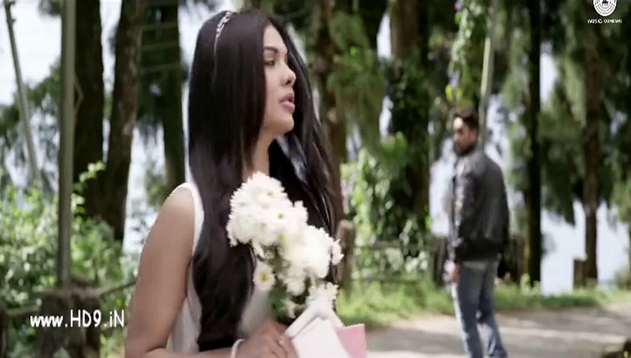 Ishq Click - Teaser - Sara Loren(HD)