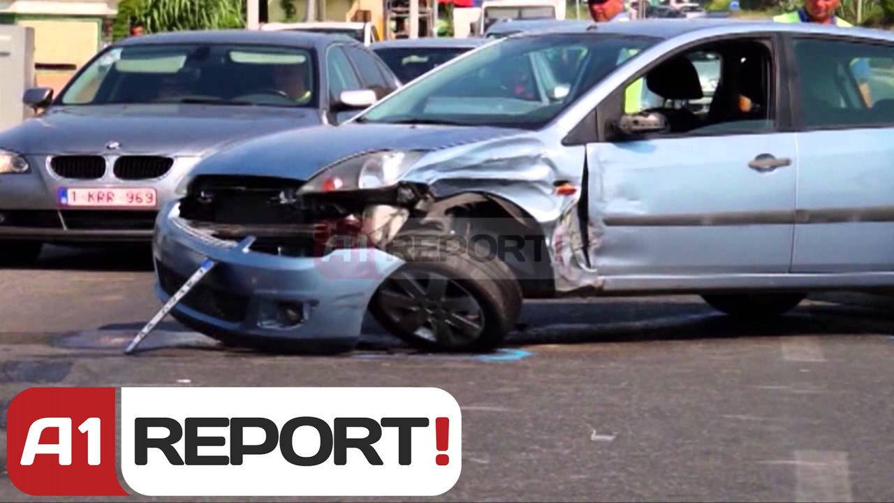 A1 Report - Përplasen 2 makina në Shkodër vdes 76-vjeçarja,shpëtoi nipin 7 vjeç
