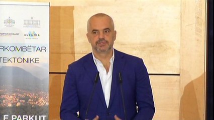 Parku i liqenit. Restaurohet hyrja, në garë 11 projekte