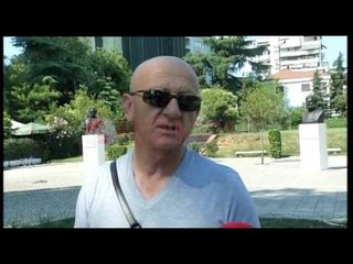 Bulevardi vishet me flamuj gjermanë, ja pritshmëritë e qytetarëve për Merkel-Ora News