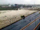 Inundacion rio Santa Catarina, Monterrey Huracan Alex 2010