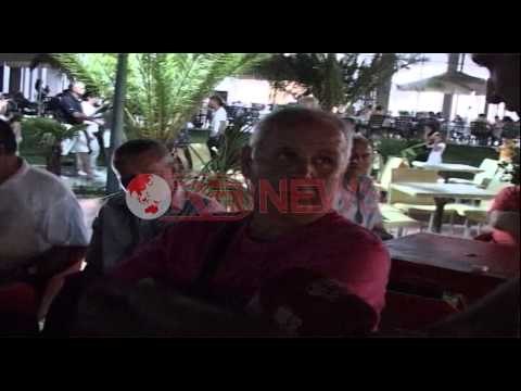 Pushuesit zgjedhin Shëngjinin për plazhin, pastërtinë dhe jetën e natës- Ora News