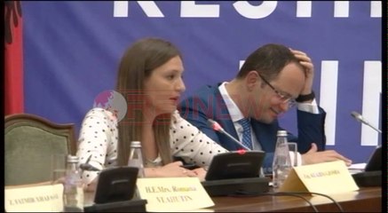 Bushati: Në Vjenë do të shkojmë me projekte konkrete - Ora News- Lajmi i fundit-