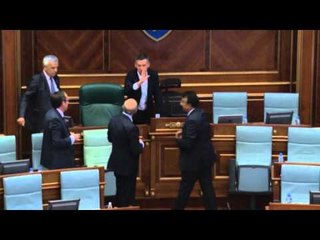 Thaçi ultimatum deputetëve të PDK-së: S’ka plazh pa votuar Specialen - Ora News-