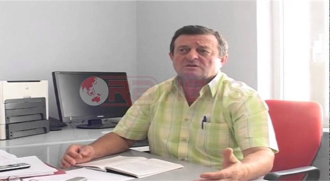 Moti i keq, Tepelenë, Rrufeja vret 80 krerë bagëti - Ora News - Lajmi i fundit