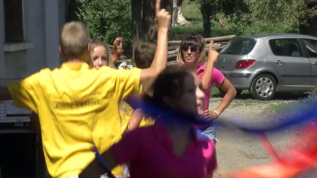 Hautes-Alpes : La Danse du Rigodon, une tradition à la Fête de la Saint-Louis à Charance