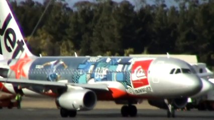 Jetstar A320 Quicksilver Livery (VH-VGZ) Landing & Takeoff - Hobart