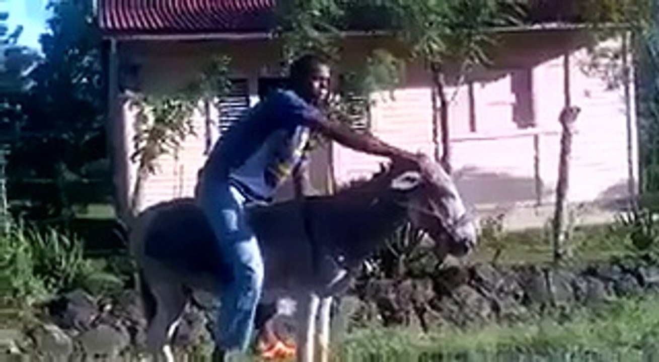 MI MOTO NUEVA JAJAJA