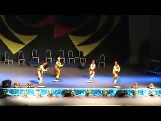 kesenian minangkabau (1) @ tari piring