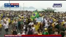 Impeachment de Dilma Protesto em Copacabana O povo animado para tirar essa corja do poder 15/03/2015