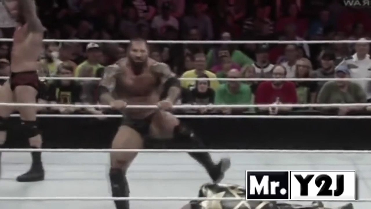 WWE Batista Scream Fail - WWE Funny Moment 2014