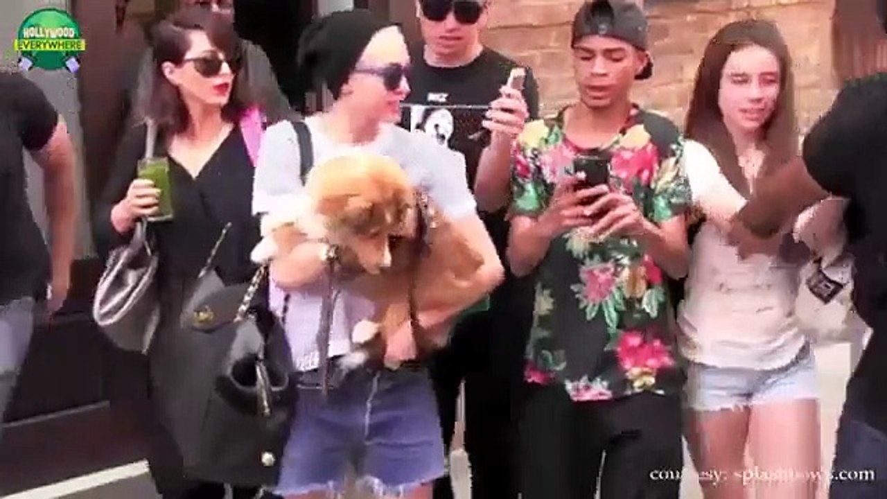 Miley Cyrus Strips Down To BRA For Racy W Magazine Shoot