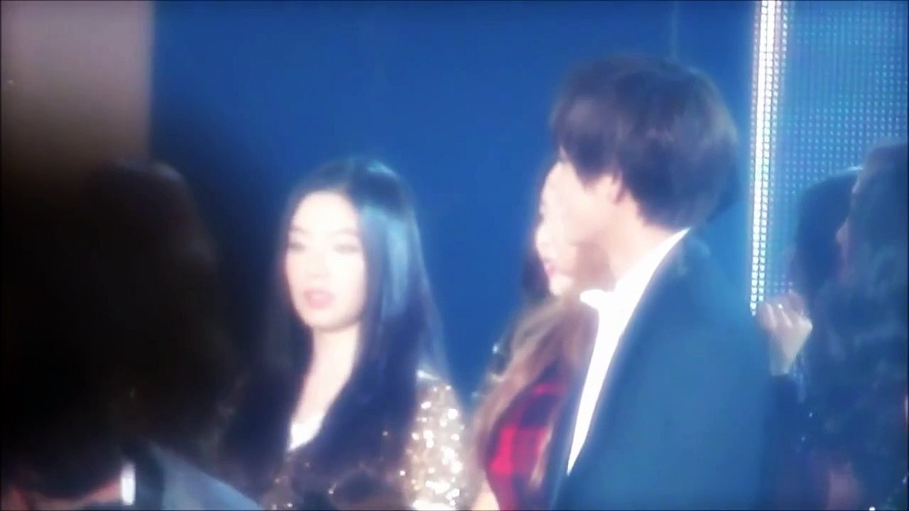 [Fancam CUT] Red Velvet + BTS V + Baekhyun  @ Seoul Music Awards