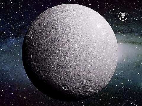 Опубликованы новые снимки спутника Сатурна