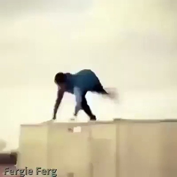 :DD