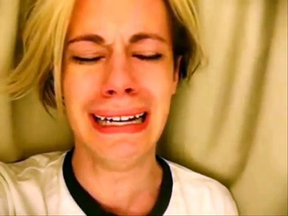 Drinking With Bob vs. Chris Crocker! FIGHT!!!