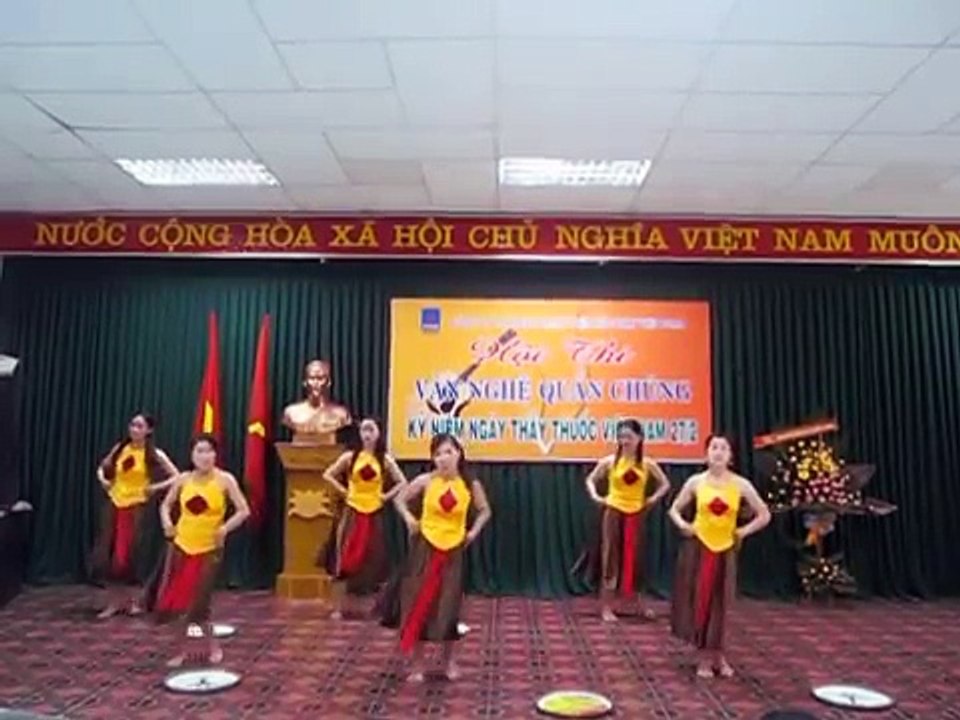 Tiết mục múa Bức Họa Đồng Quê