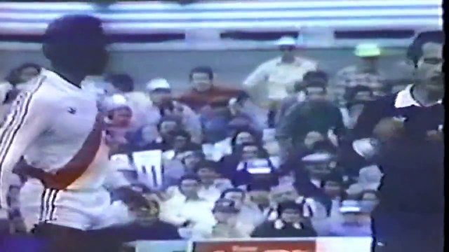 Uruguay 1 Perú 2 Eliminatorias Mundial de Fútbol España 1982 (HD)