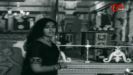 Ekaveera Movie Songs | Oka Deepam Veligindi Video Song | N.T.R,K.R.Vijaya