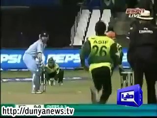 Mohammad Asif great bowling against India .