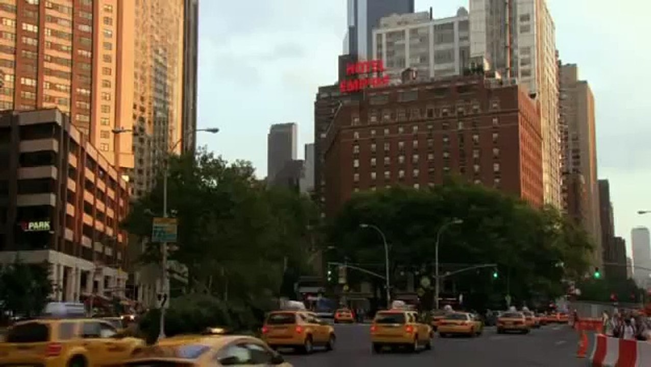 Gossip Girl 3x22- Nate wakes up with Jenny