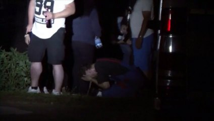 Des néonazis allemands protestent violemment contre un foyer de demandeurs d'asile