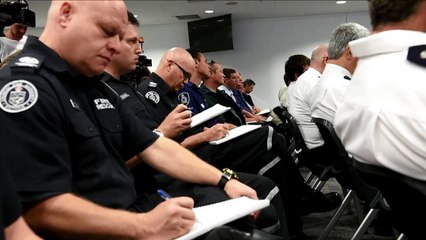 Australia, N. Zealand firefighters head to US to battle blazes