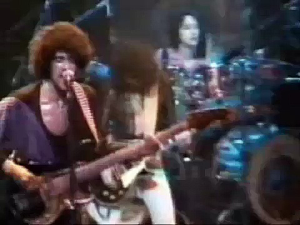 Thin Lizzy - The Boys Are Back In Town (1976)