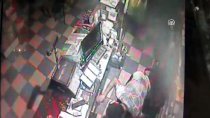 Hırsızlık şüphelisini Facebook ele verdi